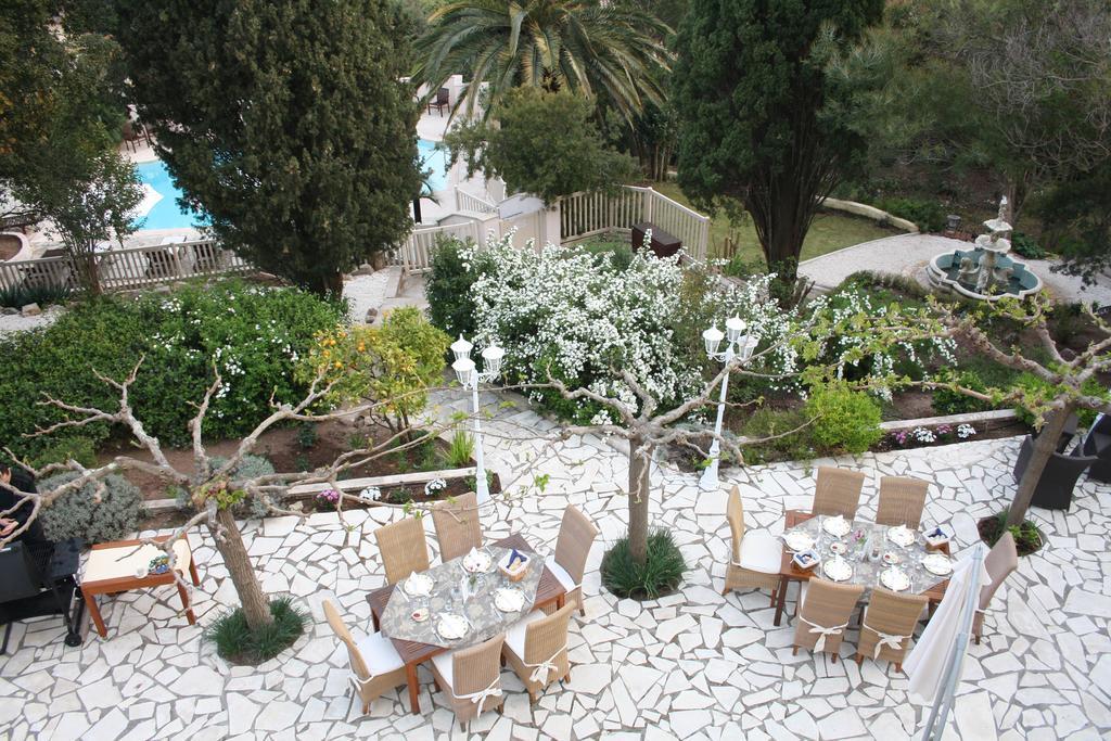 Hotel Villa La Cheneraie Saint-Raphaël المظهر الخارجي الصورة