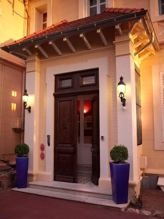 Hotel Villa La Cheneraie Saint-Raphaël المظهر الخارجي الصورة