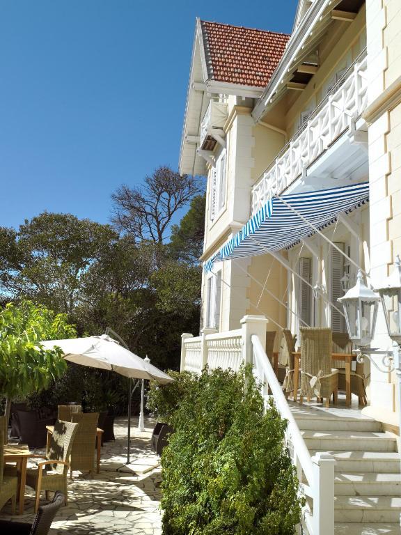 Hotel Villa La Cheneraie Saint-Raphaël المظهر الخارجي الصورة